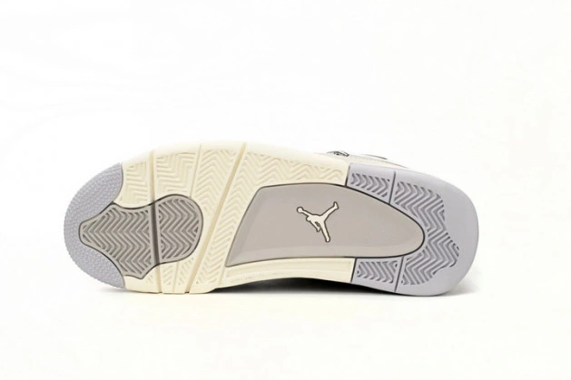 One Kick WMNS AQ9129-001 Jordan Moments 4 Air Frozen 0731